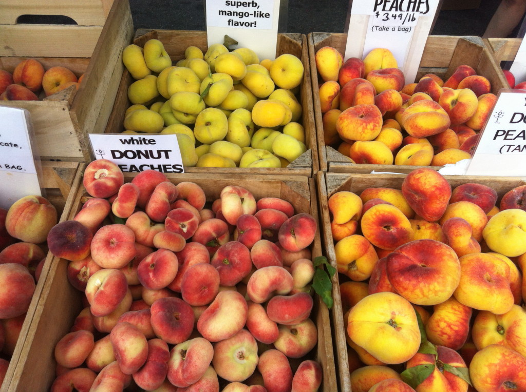 Dupont Circle Farmers Market Peaches